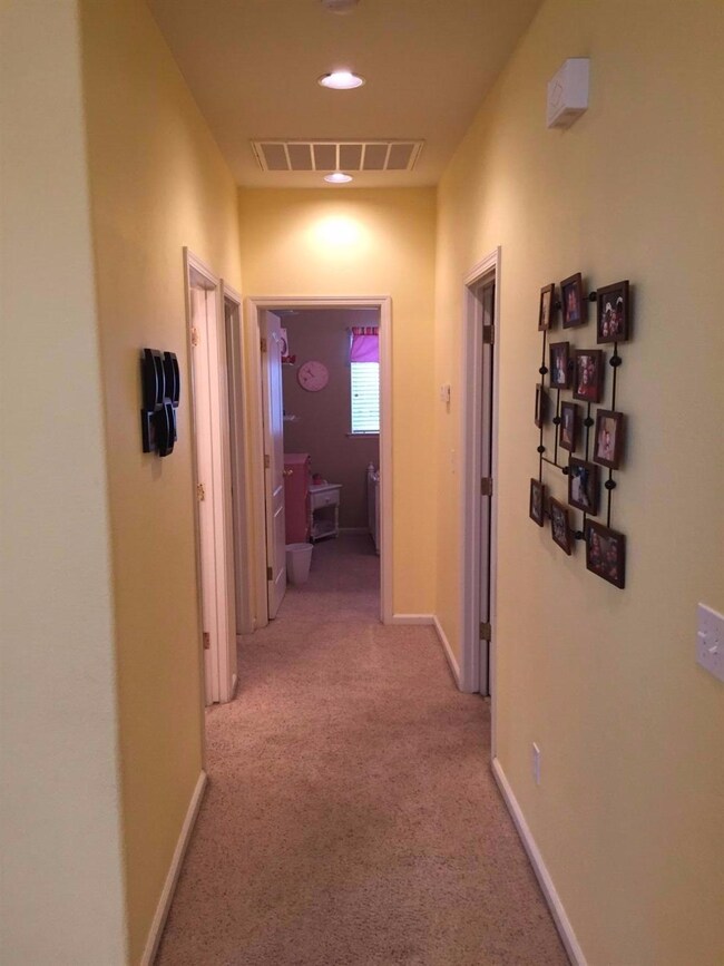 6658 E Cornell Ave, Fresno, CA 93727 - photo 5