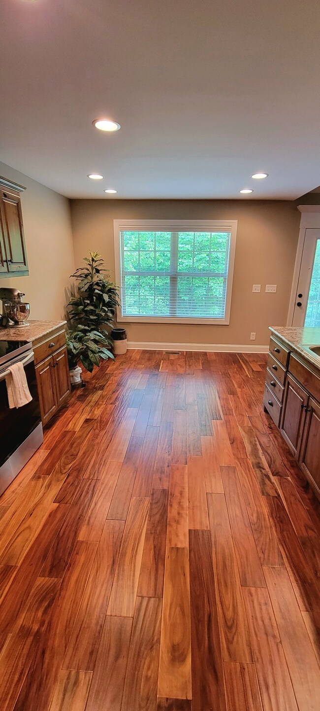 109 Shanna Ln, Shelbyville, TN 37160 - photo 5