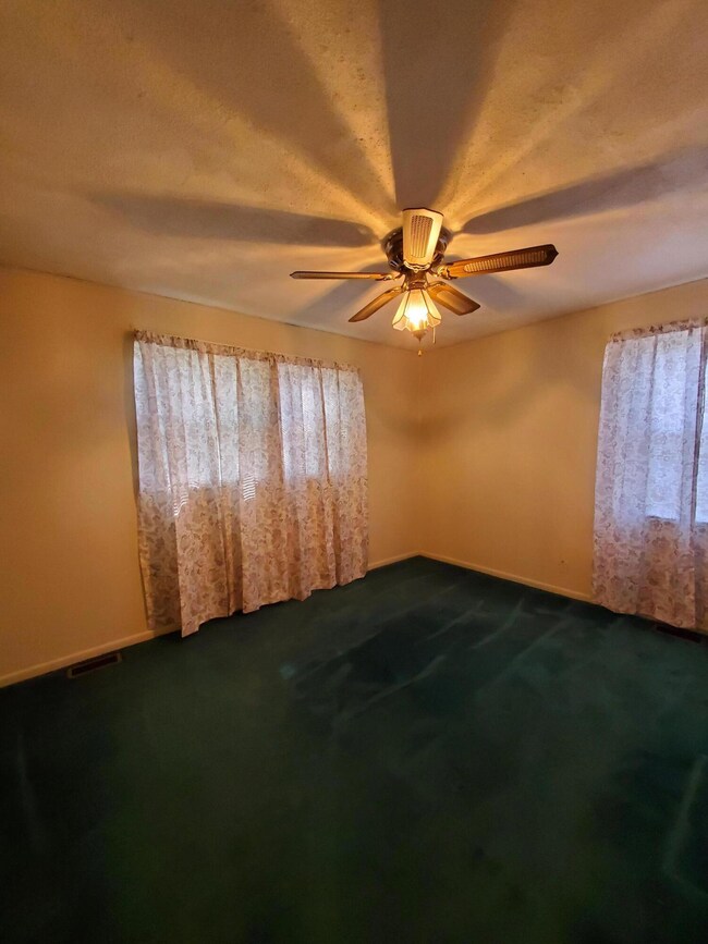 Craig Bedroom1