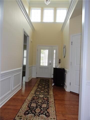 Open foyer with soaring ceilings!