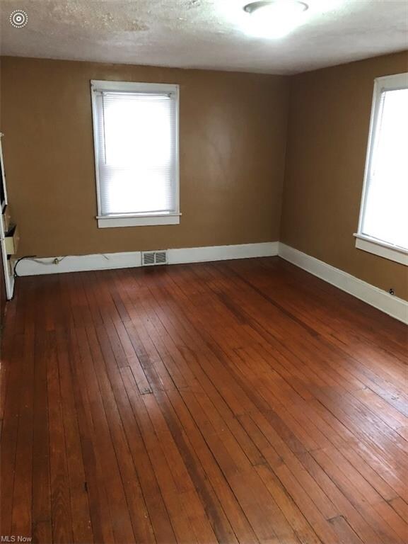 907 14th St NE, Canton, OH 44714 - photo 6