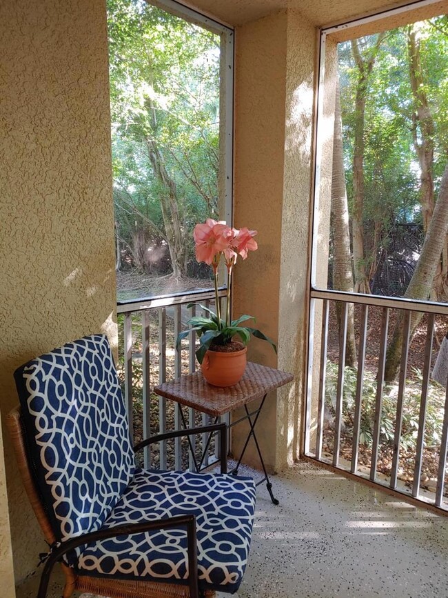 4122 Residence Dr unit 102, Fort Myers, FL 33901 - photo 2