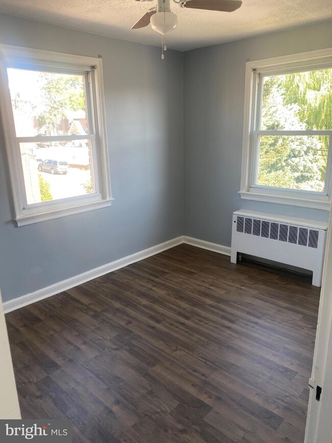 6254 Everett Ave unit 3, Philadelphia, PA 19149 - photo 7