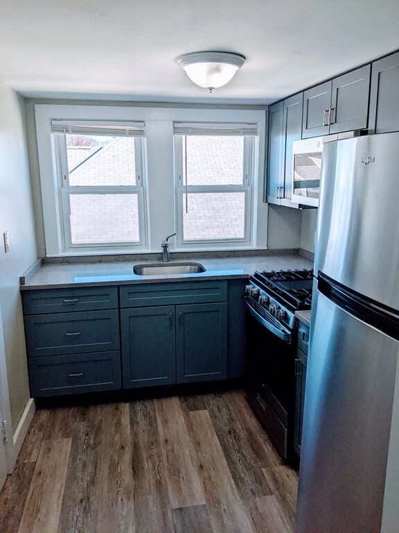 25 Hosmer St unit 3, Watertown, MA 02472 - photo 2