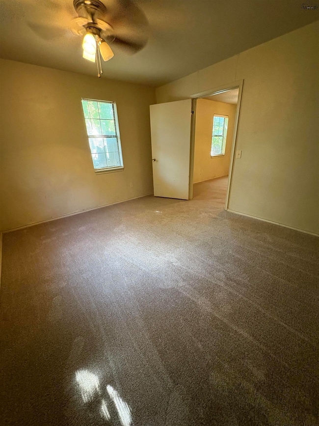 1529 23rd St unit B, Wichita Falls, TX 76301 - photo 4