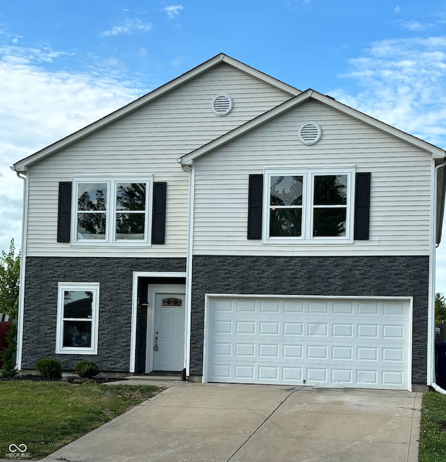 409 W Warrior Ct, Sheridan, IN 46069 - photo 4