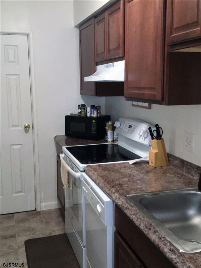 205 Pico Ct, Mays Landing, NJ 08330 - photo 6