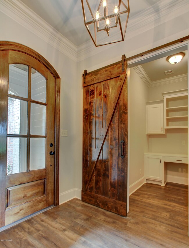 207 Santander Dr, Youngsville, LA 70592 - photo 5