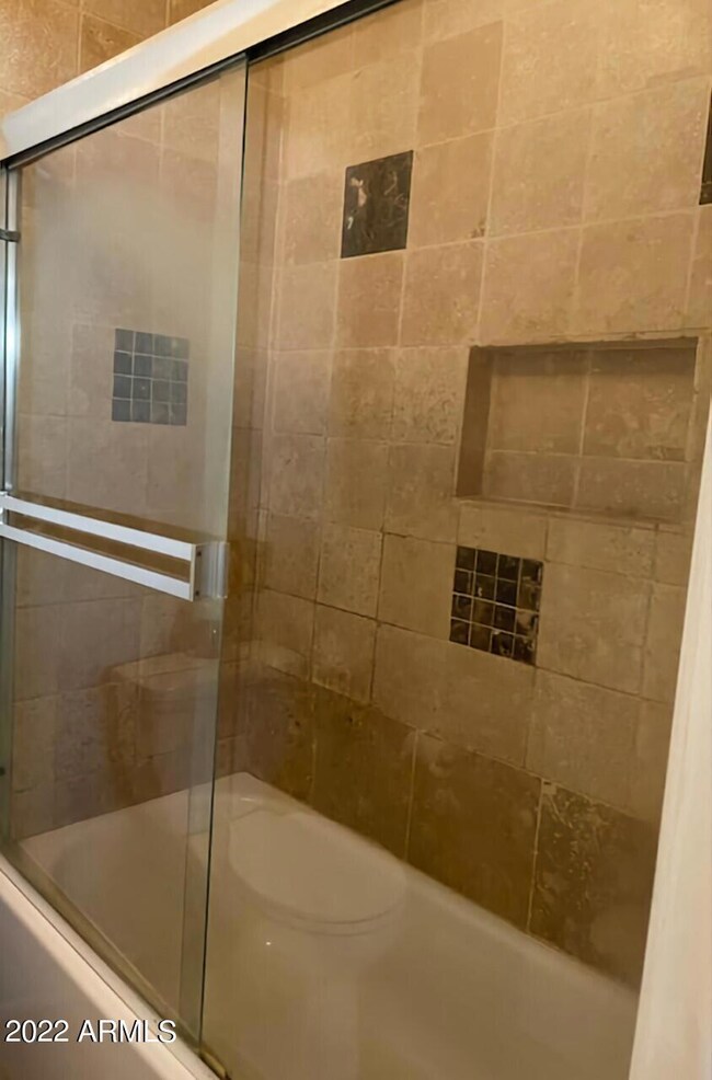 HALL SHOWER-BATH COMBO