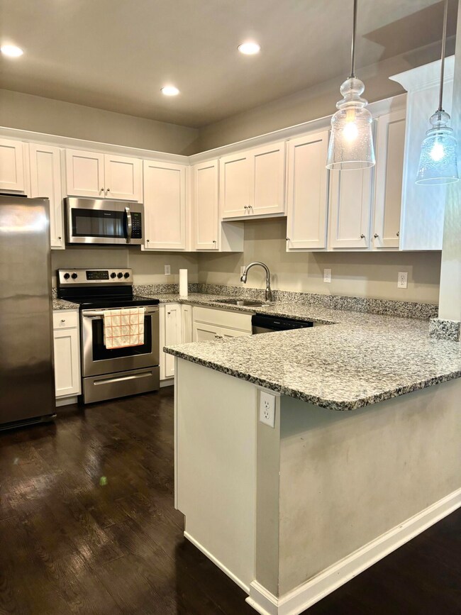 312 Hannah Todd Place unit 107, Lexington, KY 40509 - photo 4