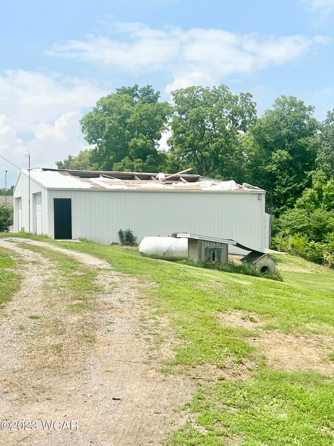 23213 Fairmount Rd, Waynesfield, OH 45896 - photo 7