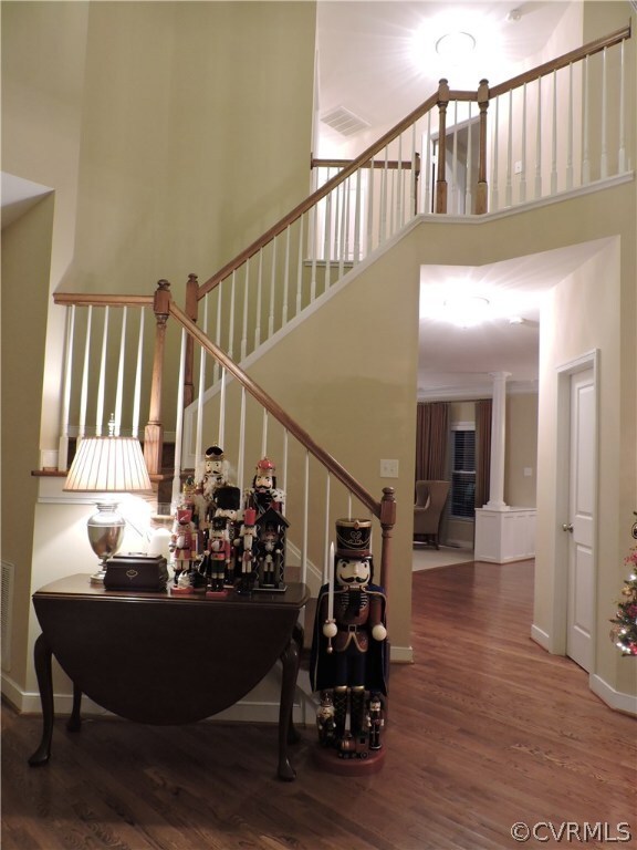 2-Story Foyer