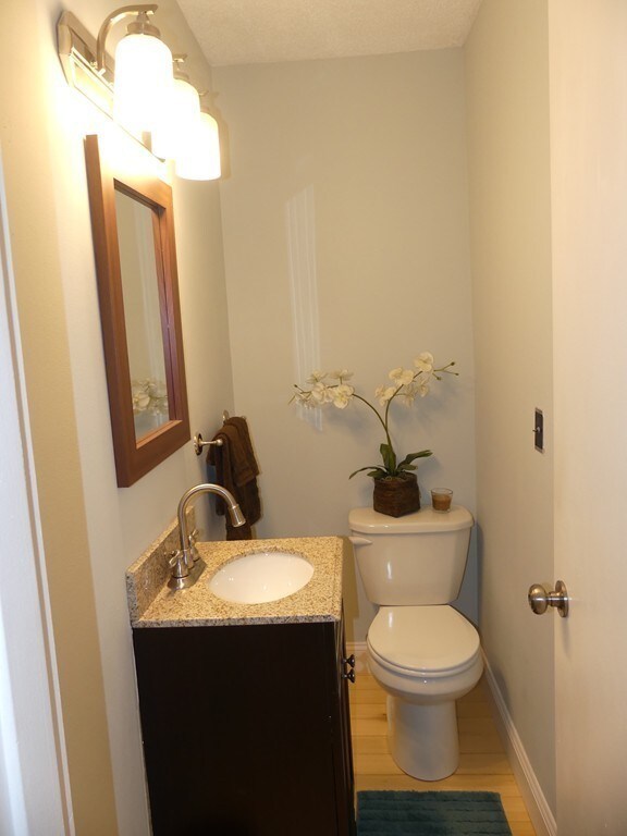 170 E Hadley Rd unit 52, Amherst, MA 01002 - photo 7