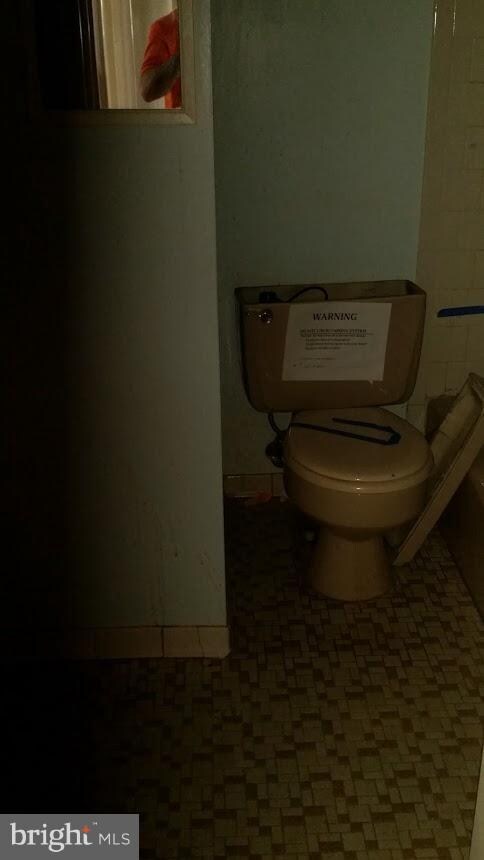 2110 Hampshire Dr, Fallston, MD 21047 - photo 5