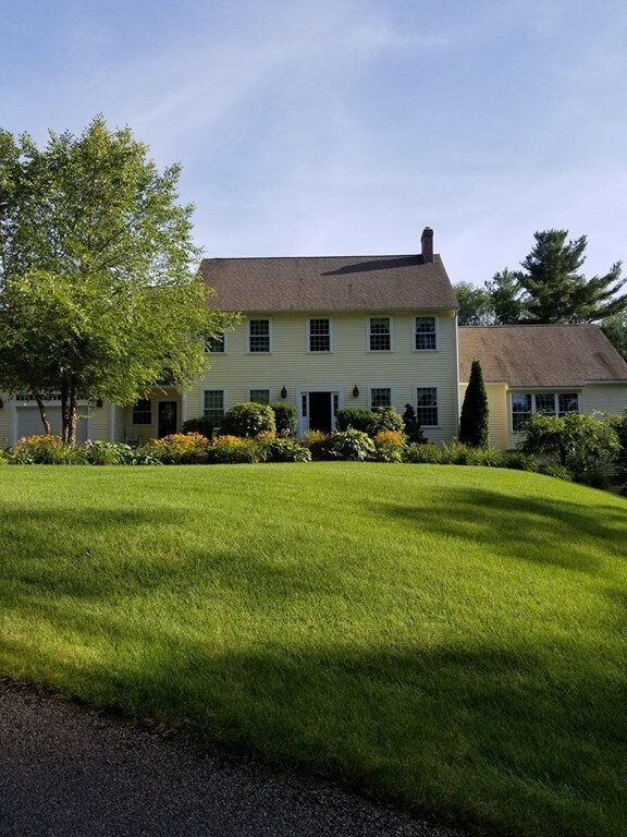 225 Dudley Southbridge Rd, Dudley, MA 01571 - photo 4