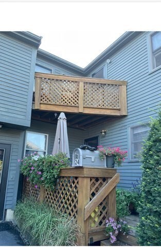 24 Pond St, Marblehead, MA 01945 - photo 3