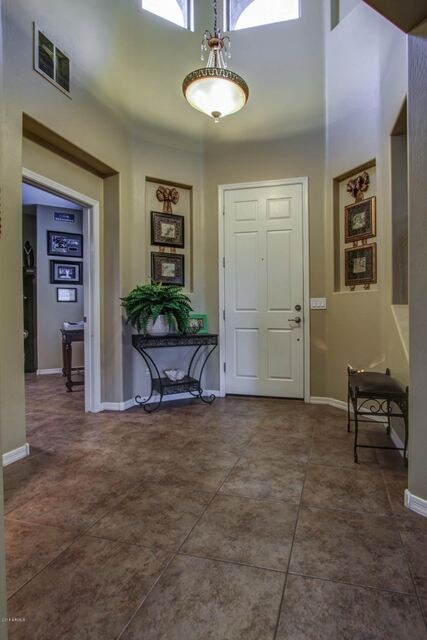 005_Foyer