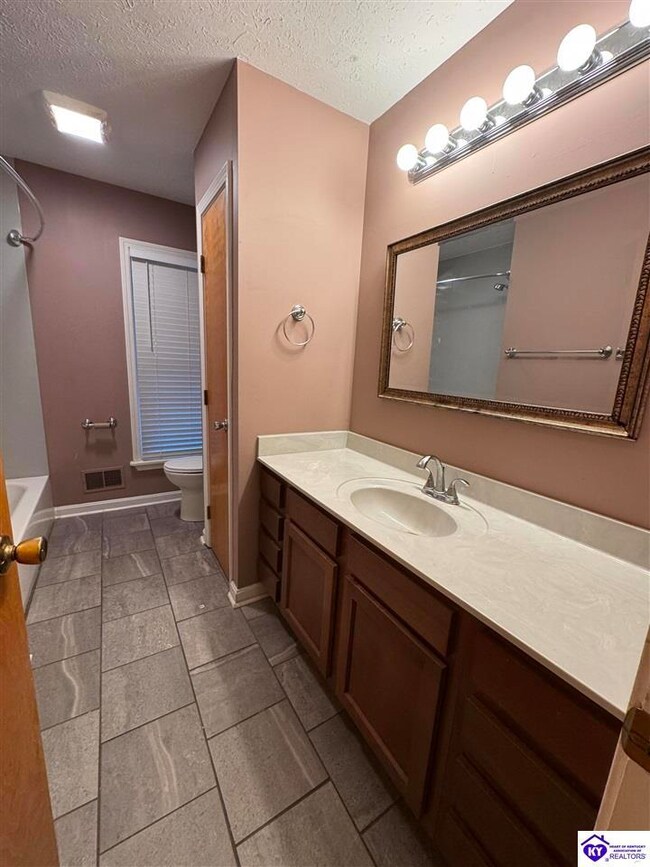 3017 Doe Valley Pkwy E, Brandenburg, KY 40108 - photo 7