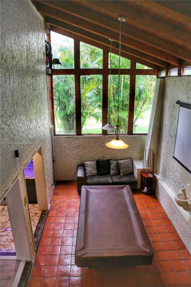 Atrium 1