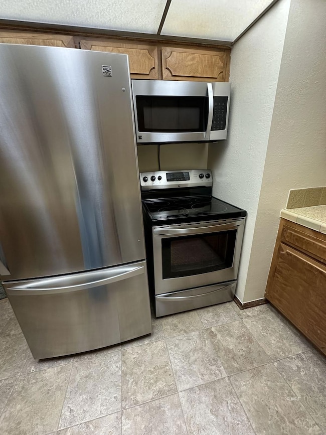 Refrigerator, O/R, and microwave