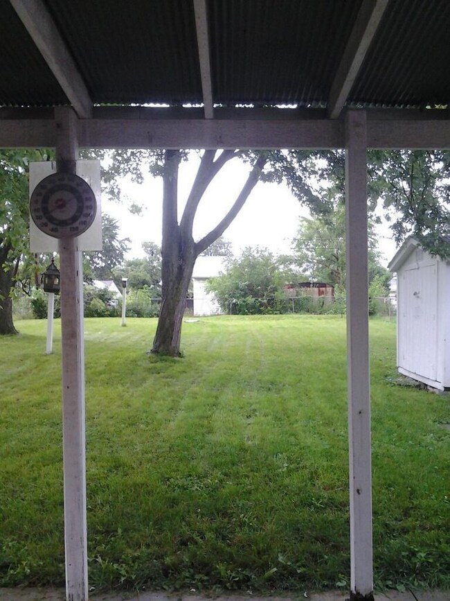 3926 Sexton Dr, Columbus, OH 43228 - photo 4