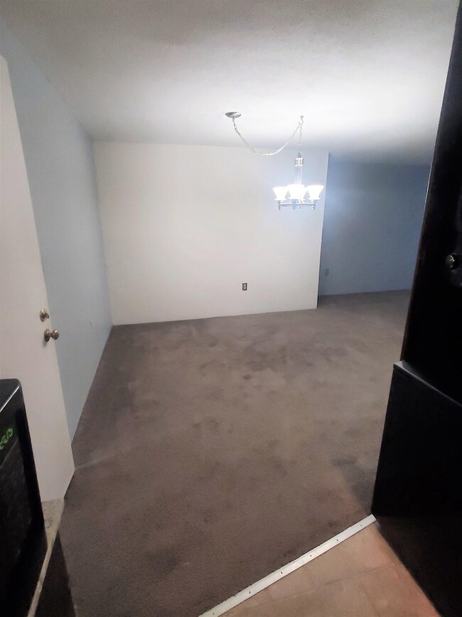 148 Cannongate III unit 148, Nashua, NH 03063 - photo 4