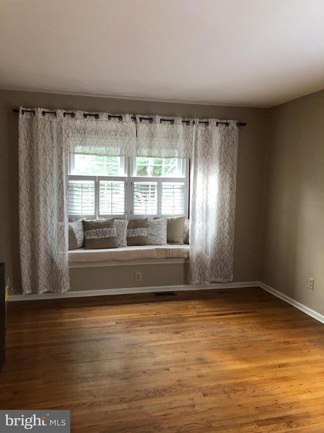 1101 N Glen Dr unit 1101, Glen Mills, PA 19342 - photo 4