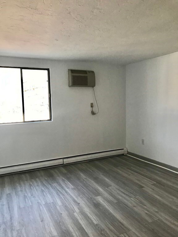 200 Fellsview Terrace unit 207, Stoneham, MA 02180 - photo 5