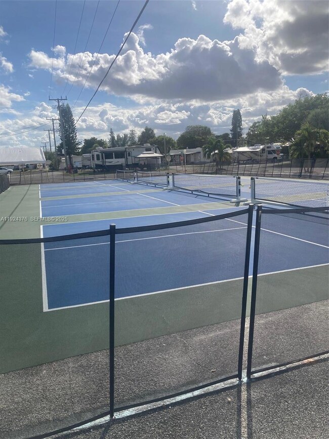 310 NE 45th Place, Pompano Beach, FL 33064 - photo 4