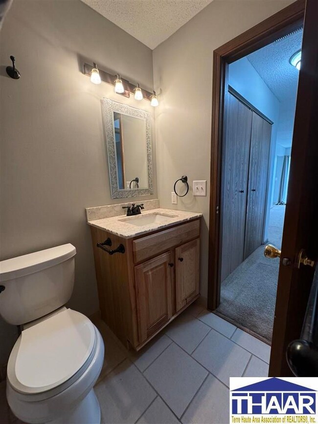 631 Frontier Ct, Terre Haute, IN 47803 - photo 7