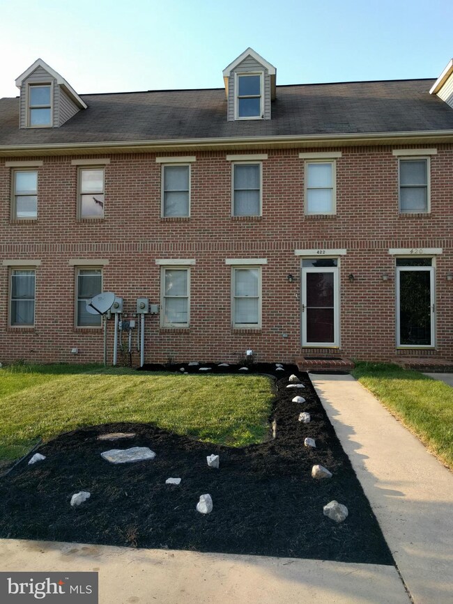 422 Martina Dr, Chambersburg, PA 17201 - photo 3