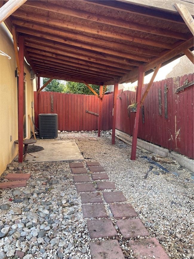 8425 Burnet Ave, North Hills, CA 91343 - photo 6