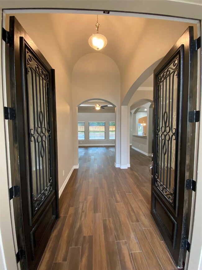 902 Douglas Fir Dr, Magnolia, TX 77354 - photo 4