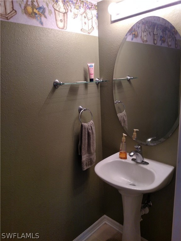 2108 NE 1st Ave, Cape Coral, FL 33909 - photo 6