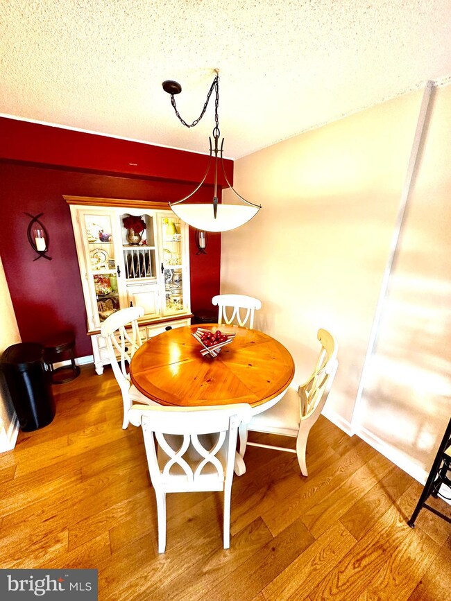 27604 Valley Run Dr unit 604, Wilmington, DE 19810 - photo 7