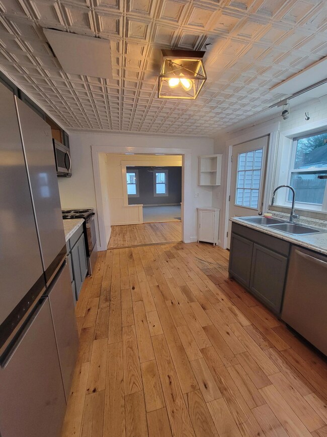 5 Bonafide St, Lisbon, ME 04250 - photo 4