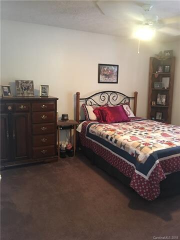 234 Chestnut Ln, Statesville, NC 28625 - photo 5