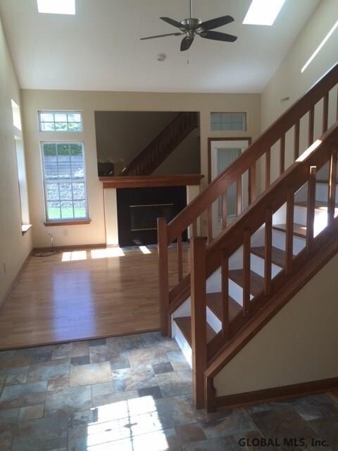 25 Highpointe Dr, Troy, NY 12182 - photo 4