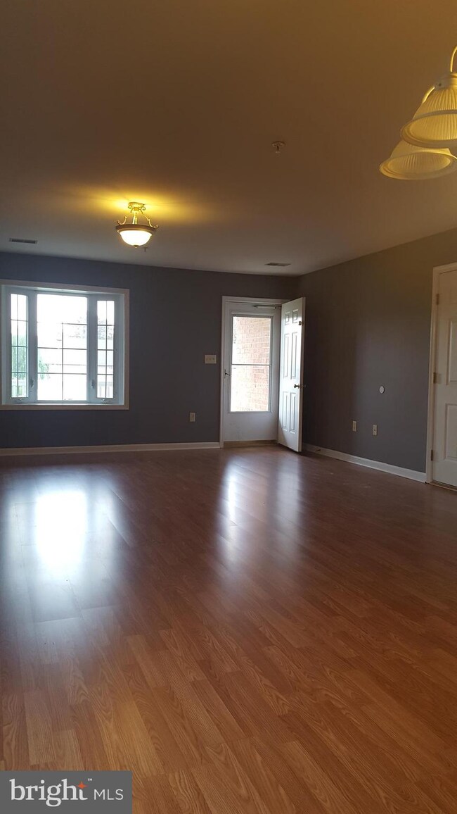 11015 Bragg Ct, Williamsport, MD 21795 - photo 2