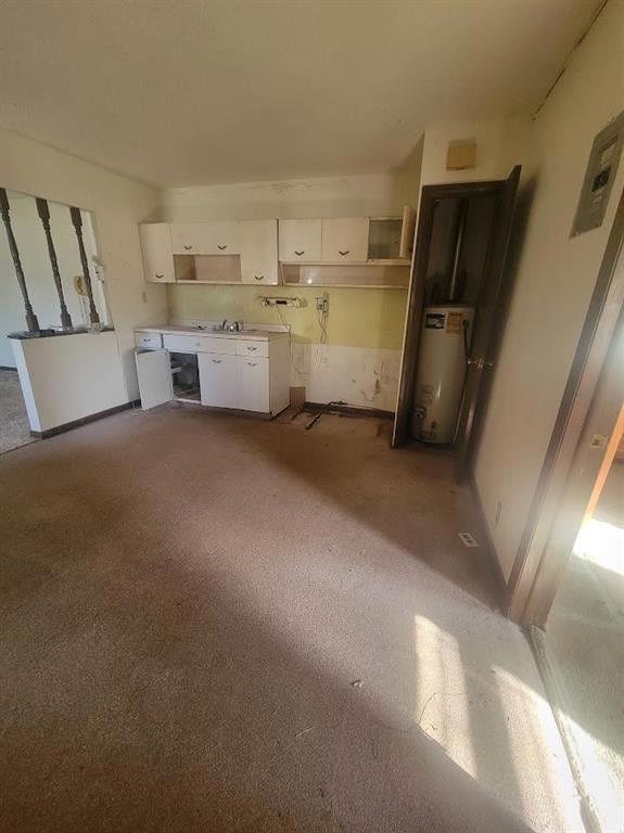 Kitchen with hotwater heater