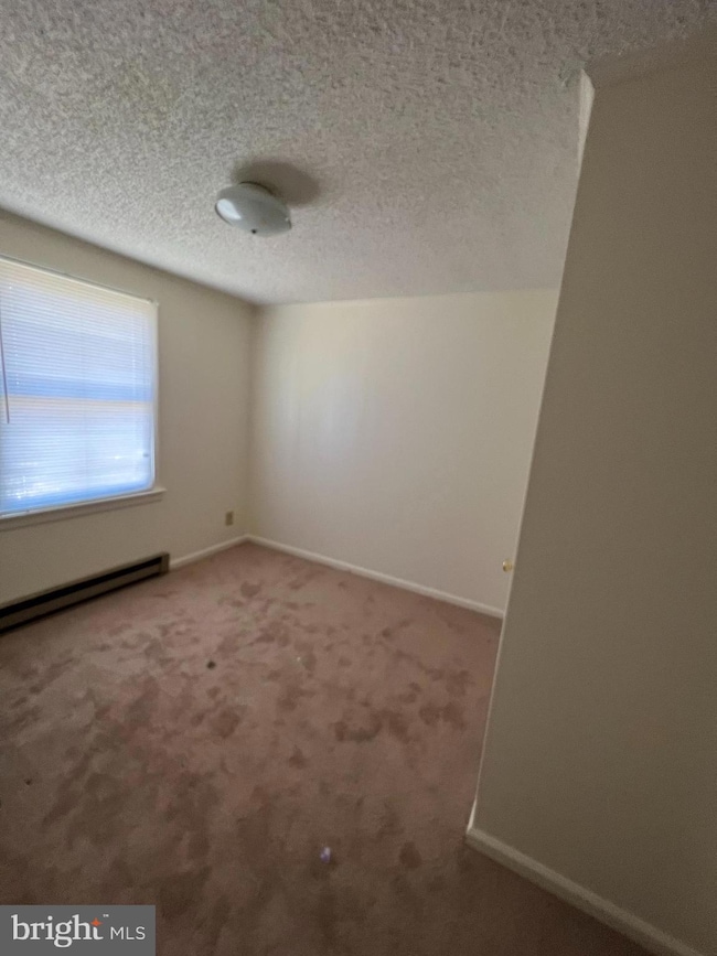 183 N Almond St unit 183, Orange, VA 22960 - photo 3