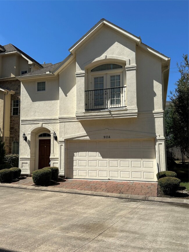 9114 Harbor Hills Dr, Houston, TX 77054 - photo 2