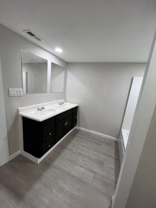 master bathroom 2