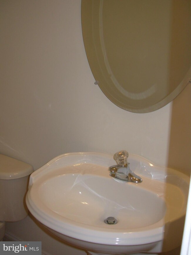 114 Julasar Dr, Winchester, VA 22602 - photo 4