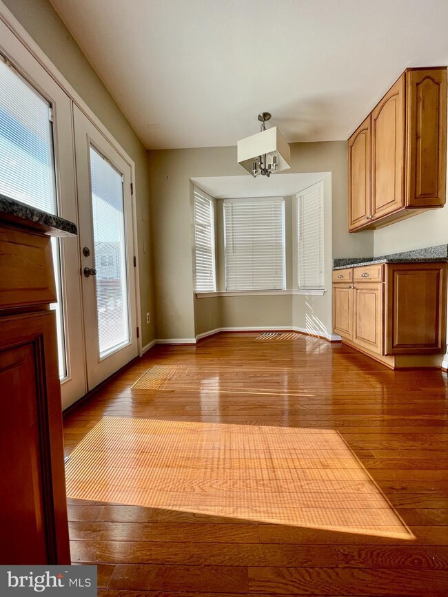 13967 Big Yankee Ln, Centreville, VA 20121 - photo 4