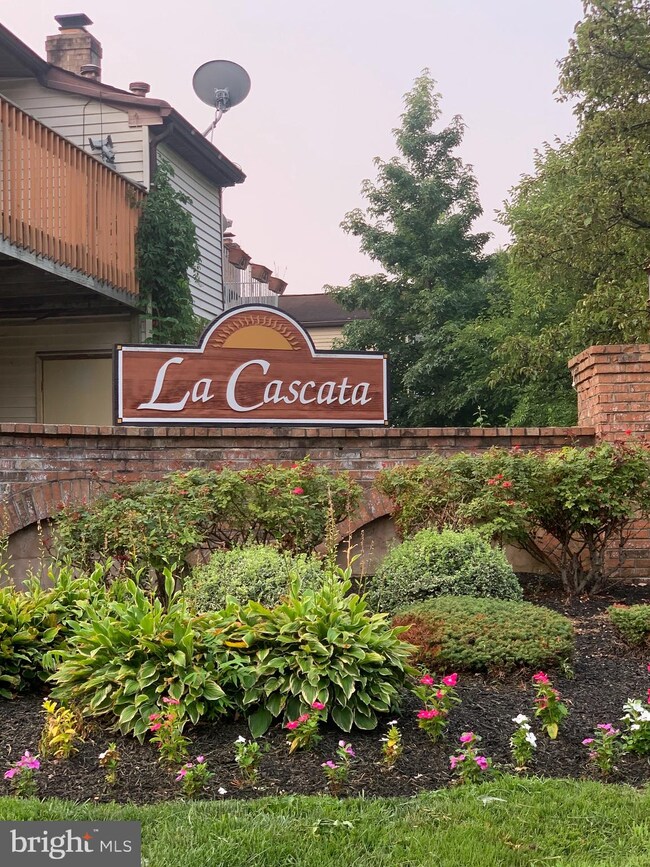 478 La Cascata, Clementon, NJ 08021 - photo 2