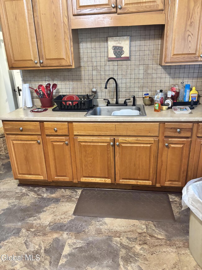 4 Wilkins Ave, Albany, NY 12206 - photo 6