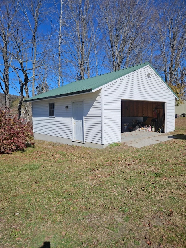 8 Happy Haven Rd, Wilmington, VT 05363 - photo 2