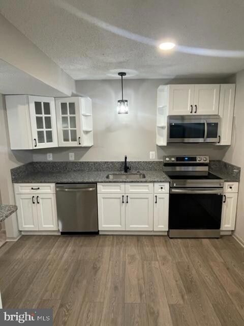 2569 Fox Ridge Ct, Woodbridge, VA 22192 - photo 3