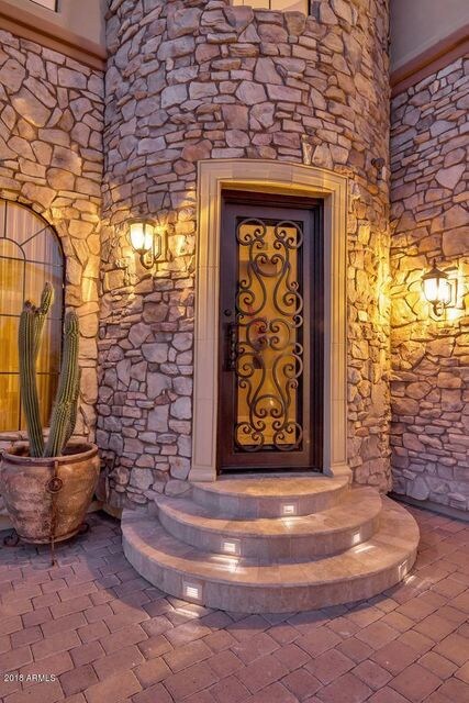 Gorgeous Entry